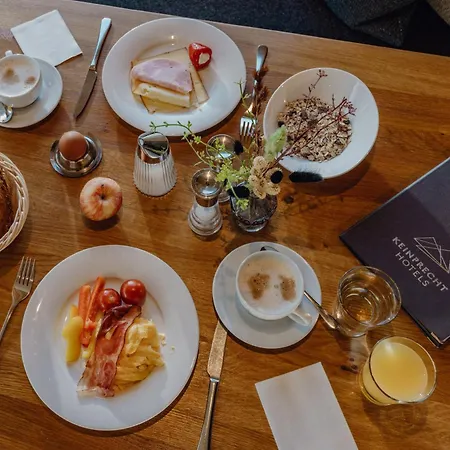 Ferienalm Panorama 斯拉德明